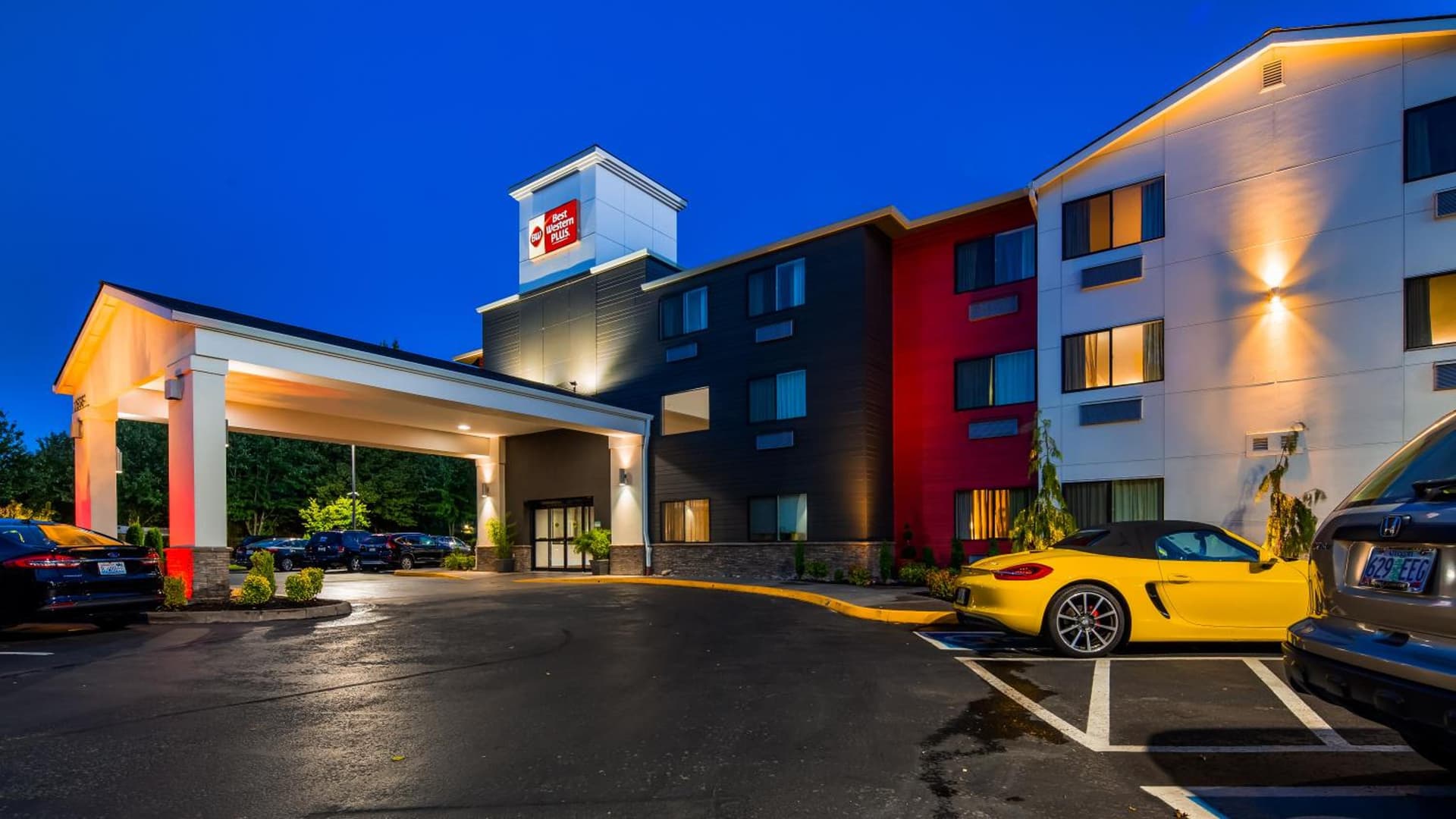 Best Western Plus Portland Airport Hotel & Suites gallery photo in Parkrose, OR — image 53