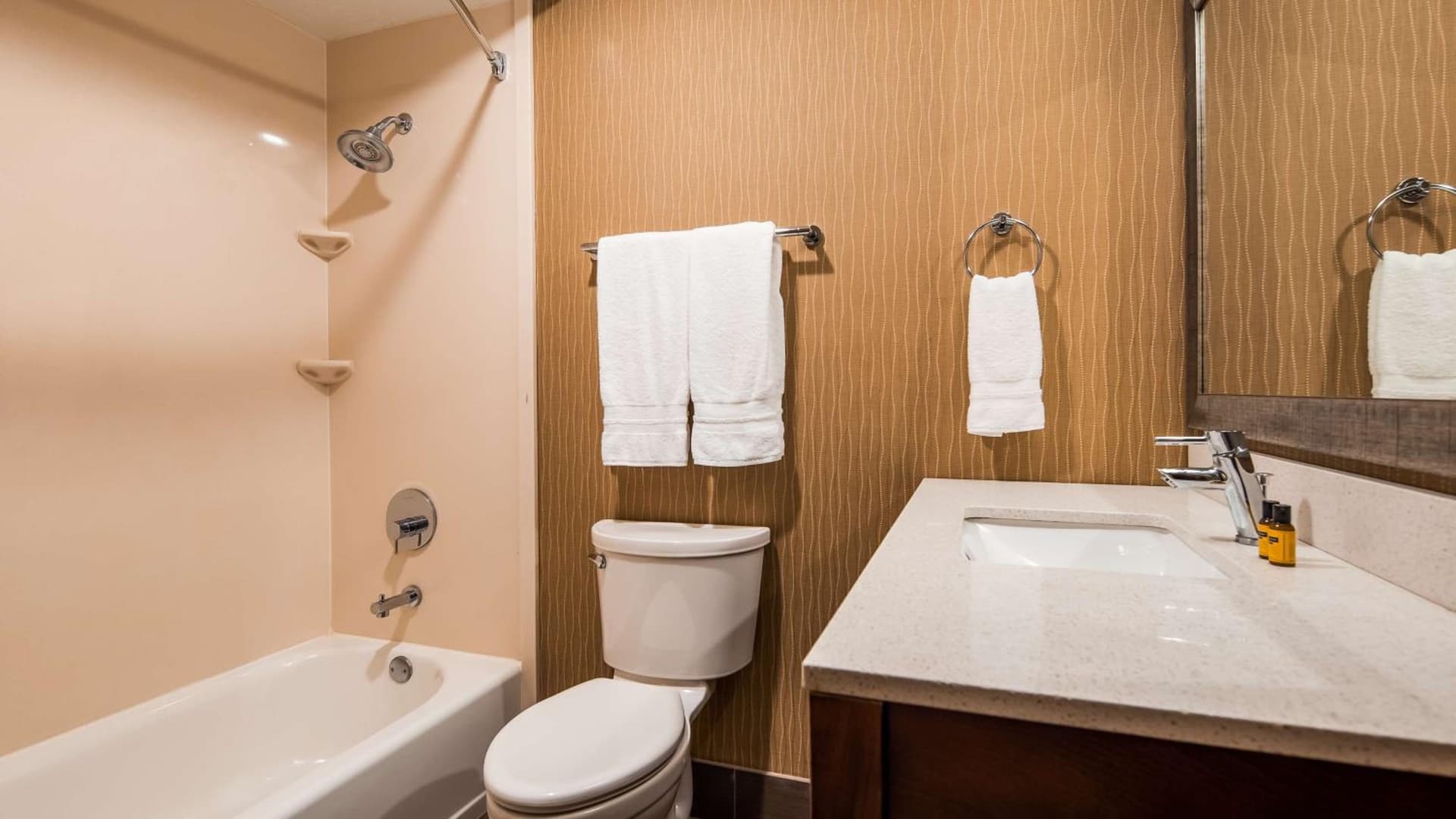 Best Western Plus Portland Airport Hotel & Suites gallery photo in Parkrose, OR — image 59