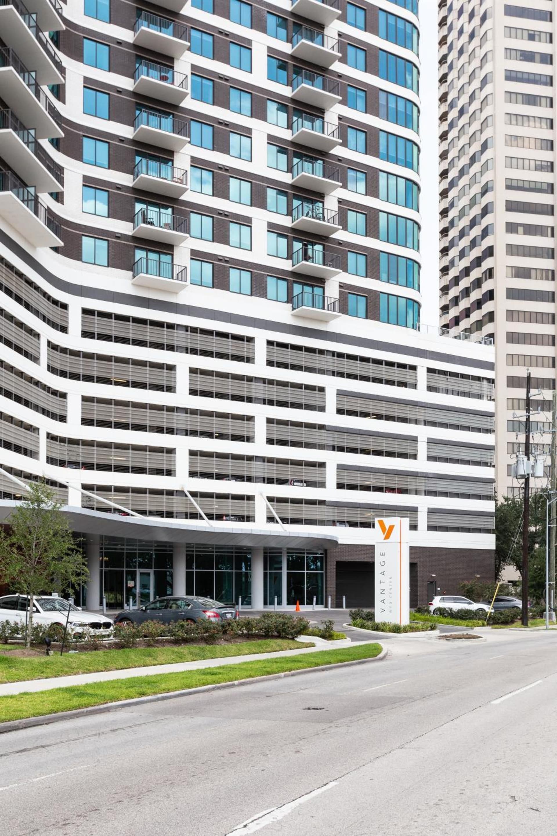 Mint House Houston - Medical Center featured exterior or lobby in Houston, TX — similar hotel