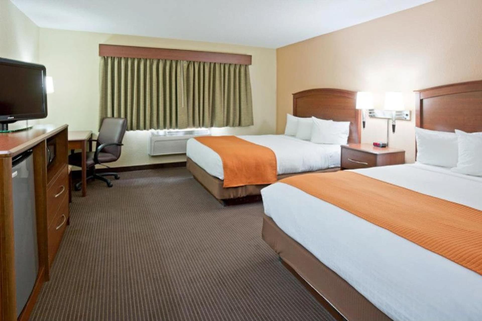 AmericInn by Wyndham Fargo West Acres gallery photo in Fargo, ND — image 7