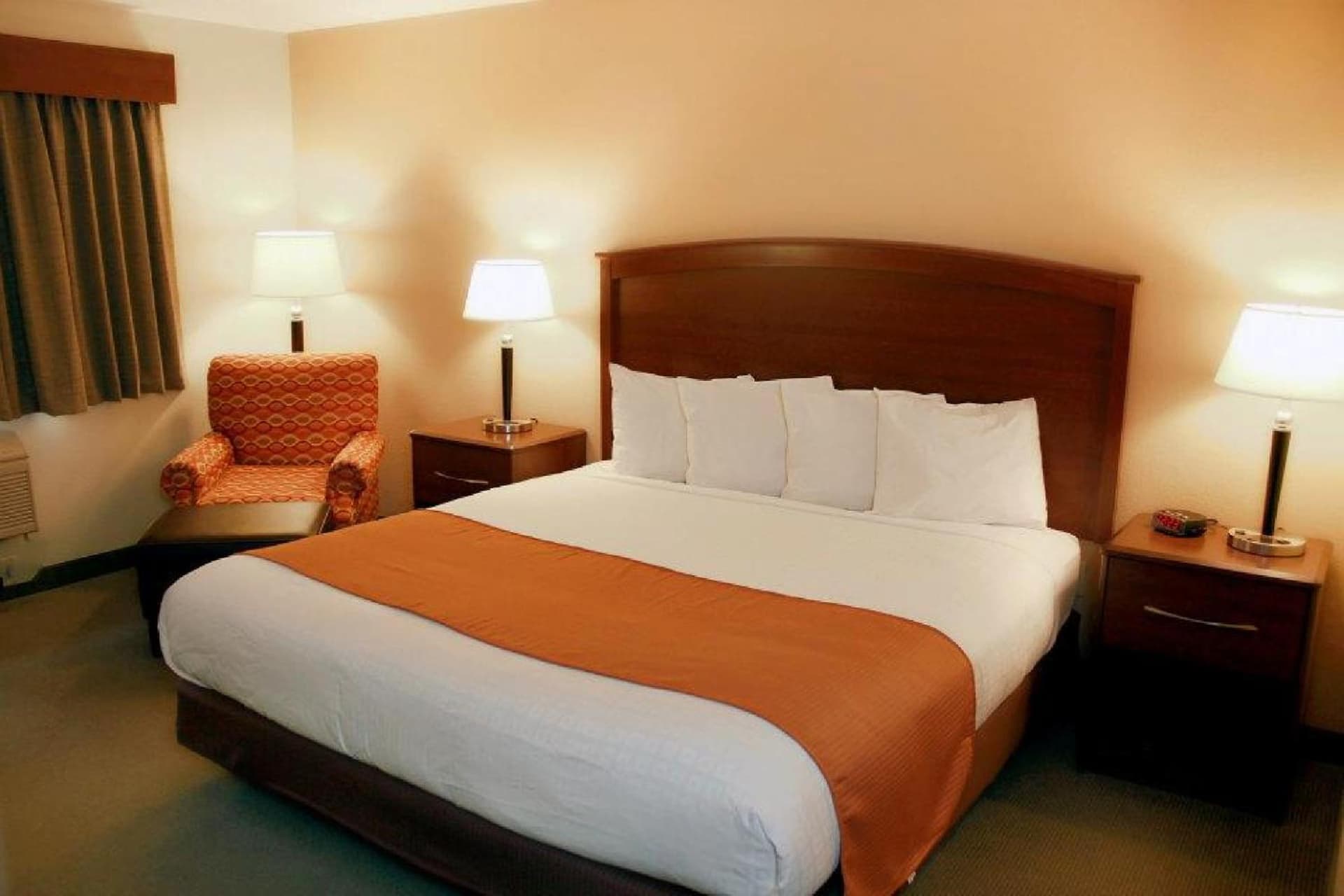 AmericInn by Wyndham Fargo West Acres gallery photo in Fargo, ND — image 23