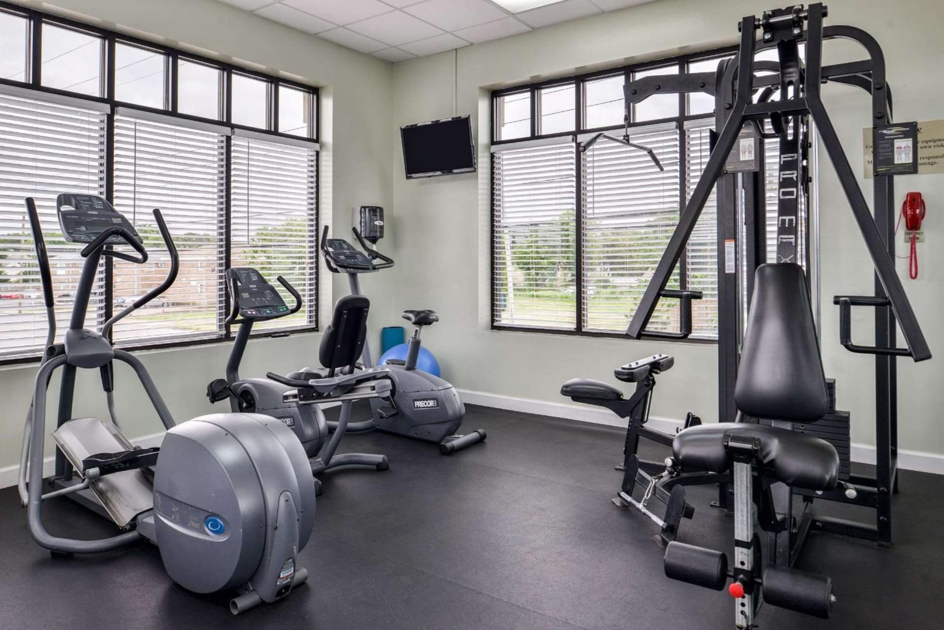Best Western Plus Chesapeake Bay-Norfolk gallery photo in Norfolk, VA — image 29