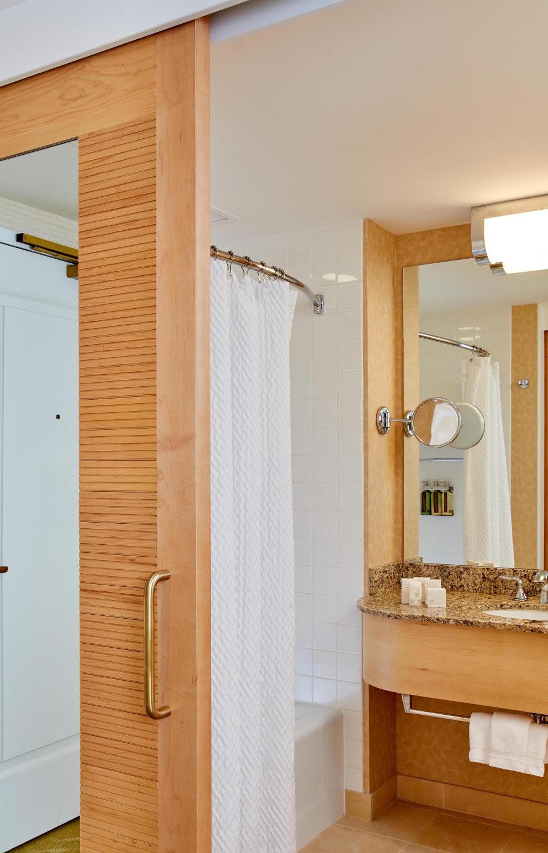 Orchard Garden Hotel gallery photo in San Francisco, CA — image 21