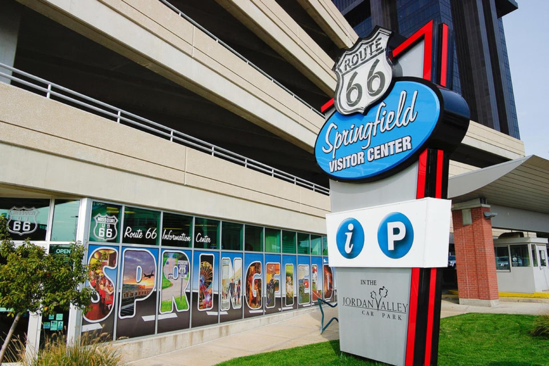 University Plaza Hotel property views in Springfield, MO — gallery photo 3