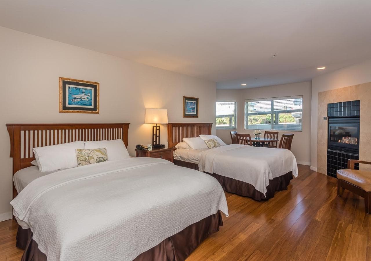 Little Sur Inn gallery photo in Cambria, CA — image 4