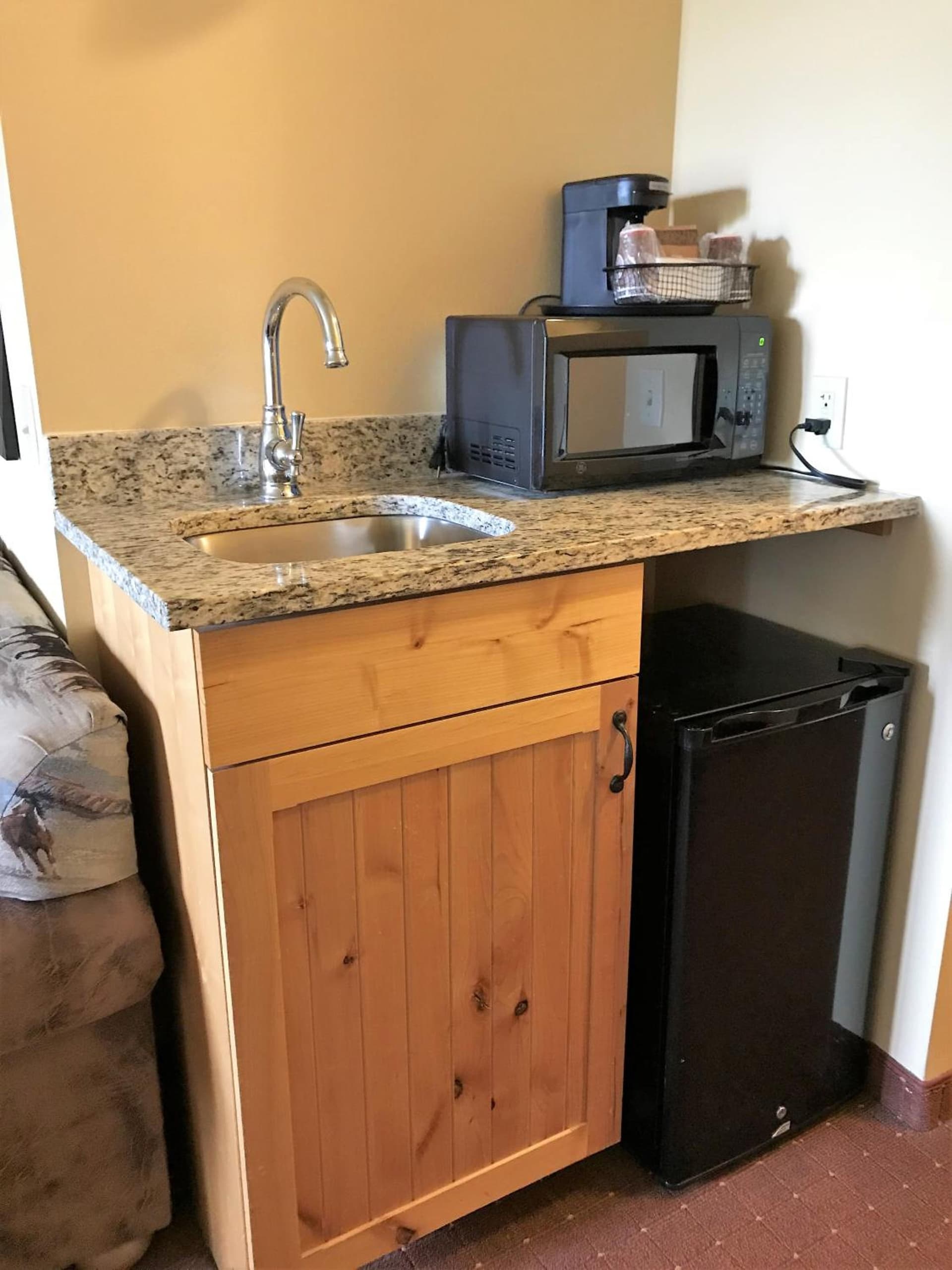 AmericInn by Wyndham Fargo Medical Center interior in Fargo, ND — gallery photo 2