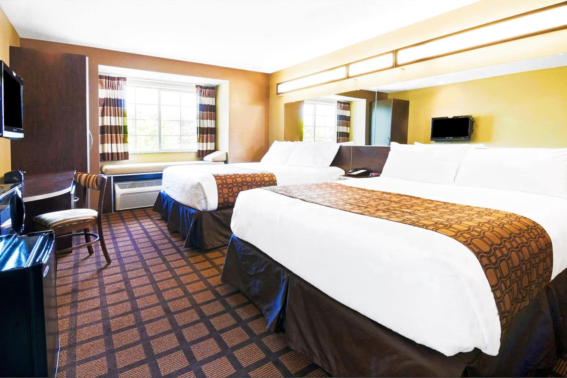 Microtel Inn & Suites by Wyndham Macon gallery photo in Macon, GA — image 7