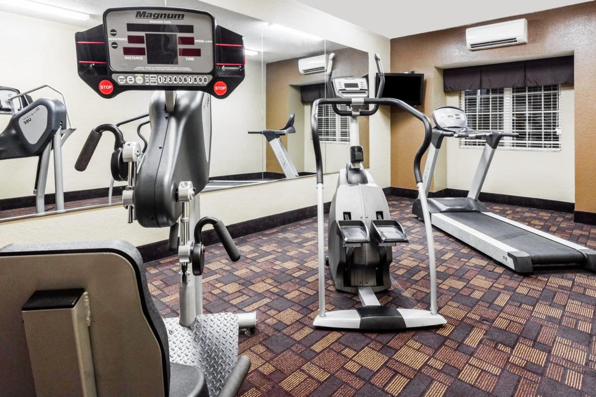 Microtel Inn & Suites by Wyndham Macon gallery photo in Macon, GA — image 22