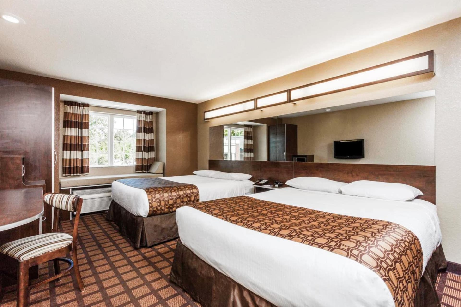 Microtel Inn & Suites by Wyndham Macon gallery photo in Macon, GA — image 19