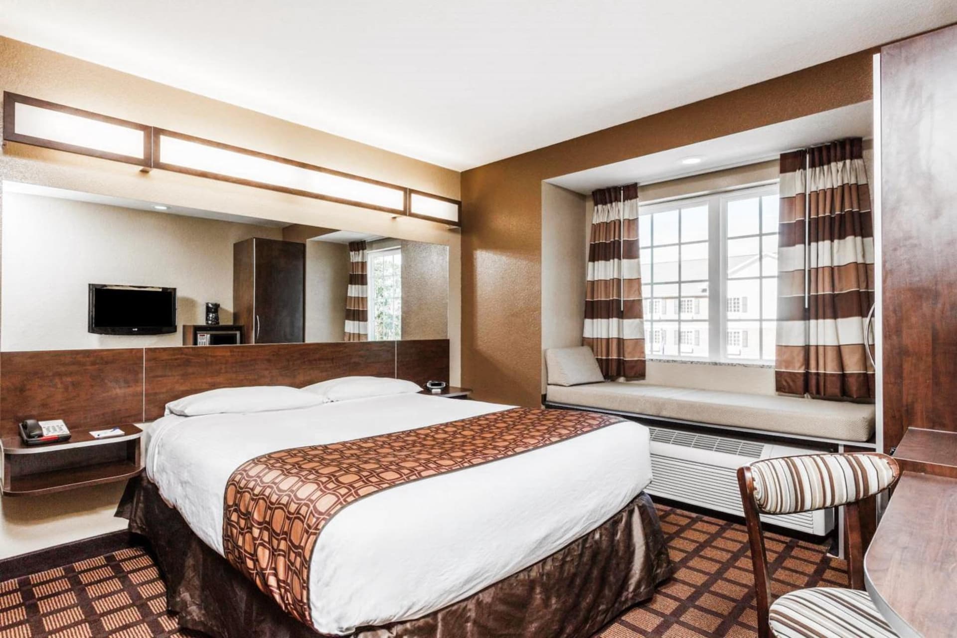 Microtel Inn & Suites by Wyndham Macon gallery photo in Macon, GA — image 15
