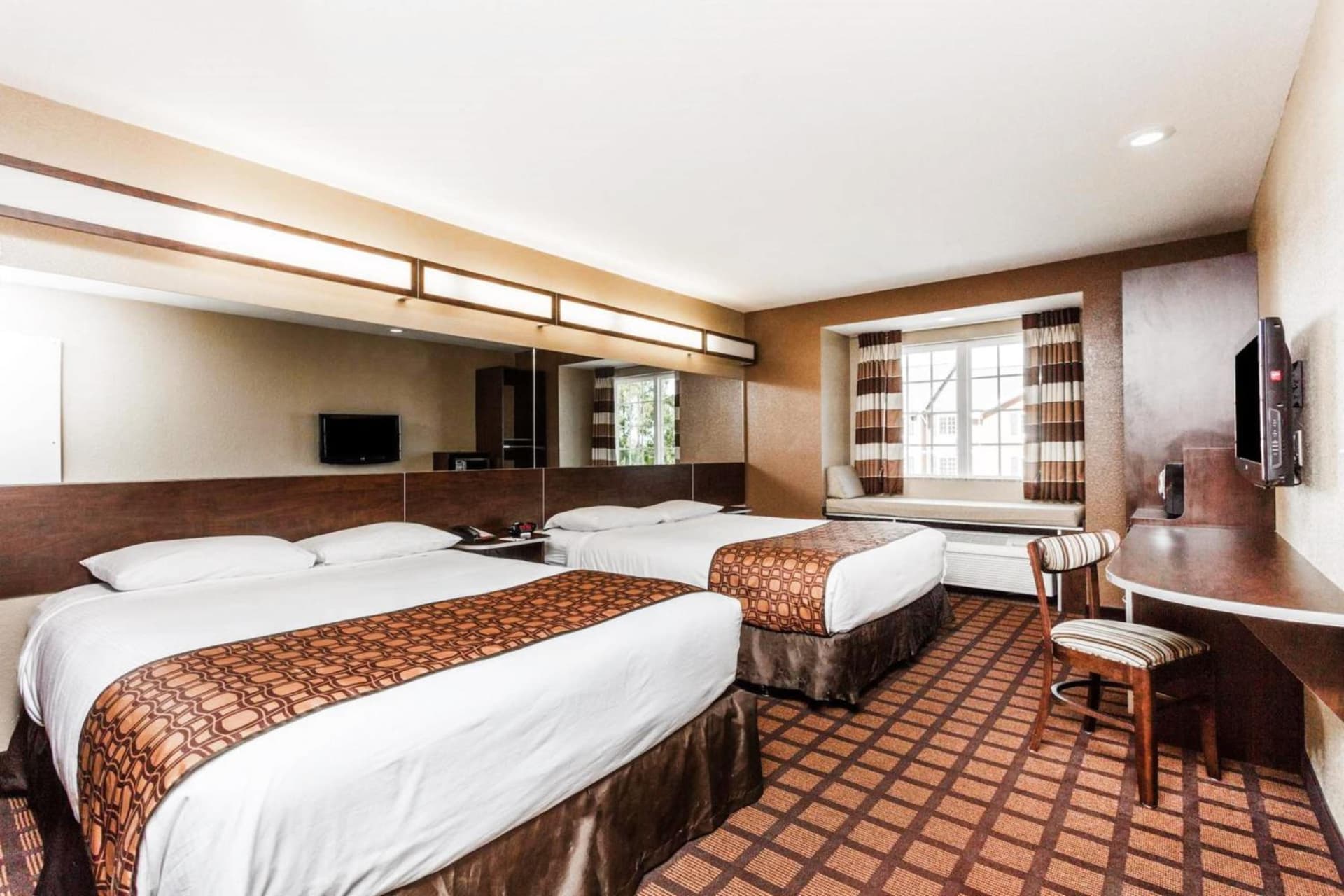Microtel Inn & Suites by Wyndham Macon gallery photo in Macon, GA — image 35