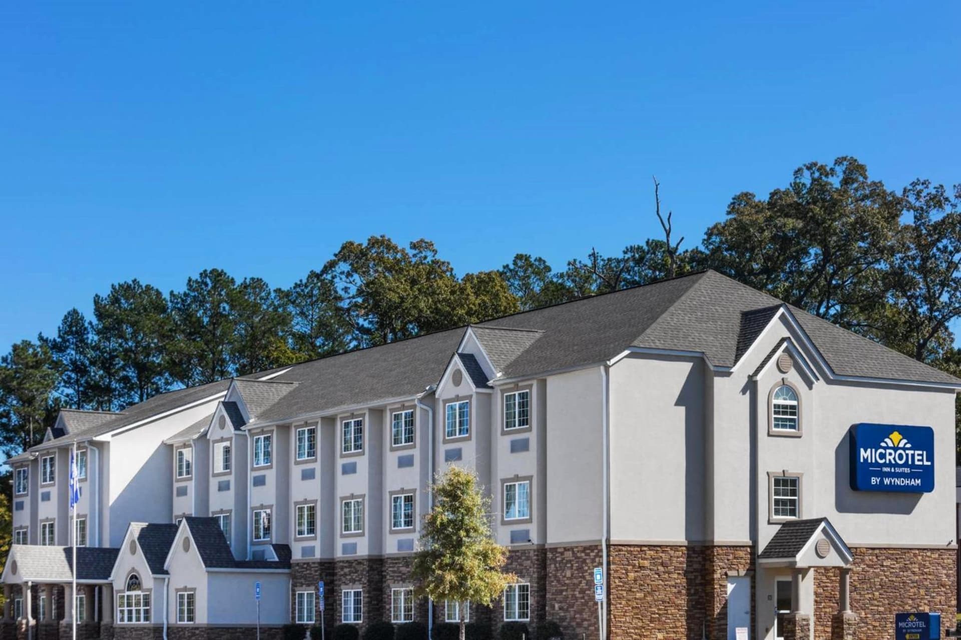Microtel Inn & Suites by Wyndham Macon gallery photo in Macon, GA — image 18