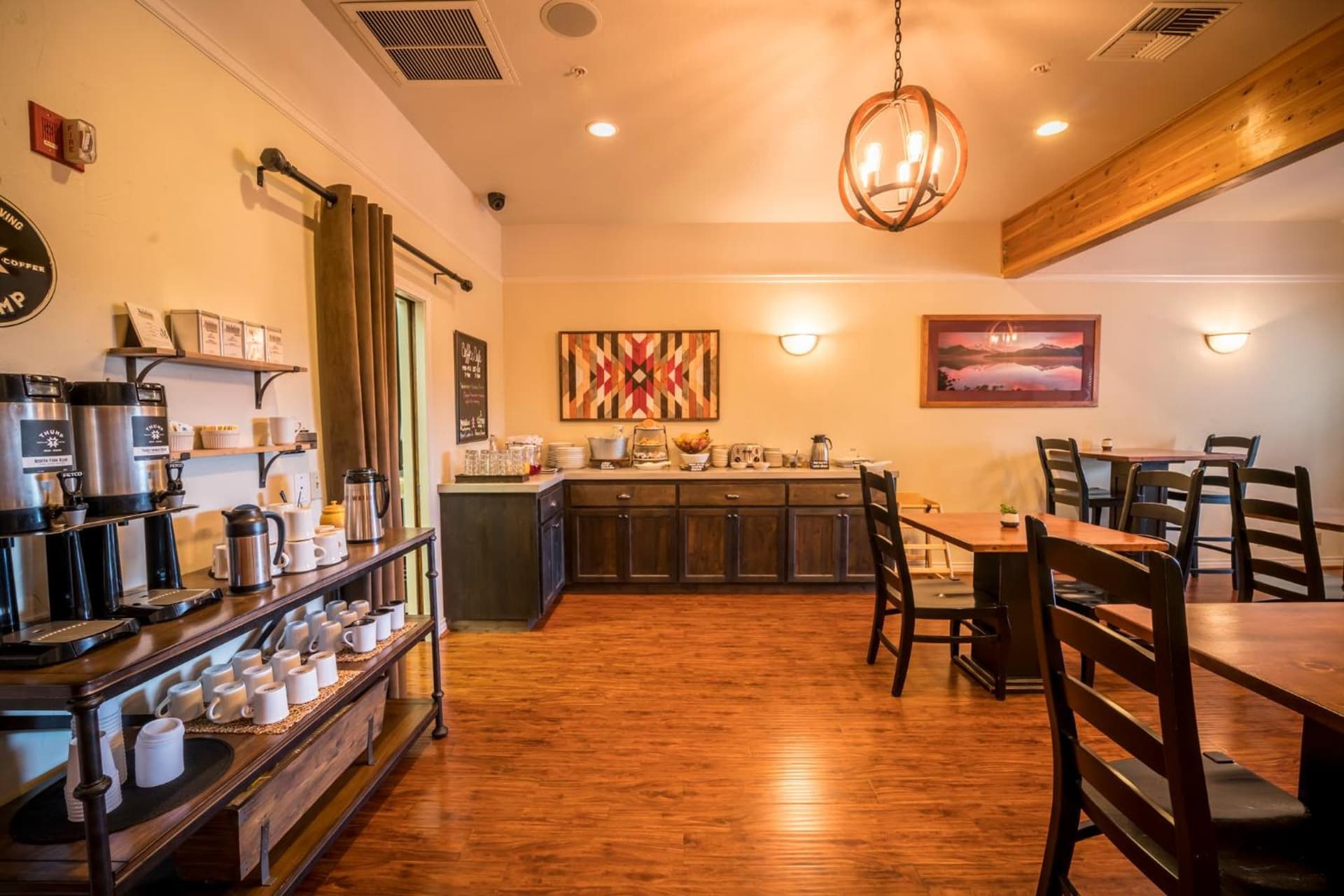 Pine Ridge Inn gallery photo in Bend, OR — image 14