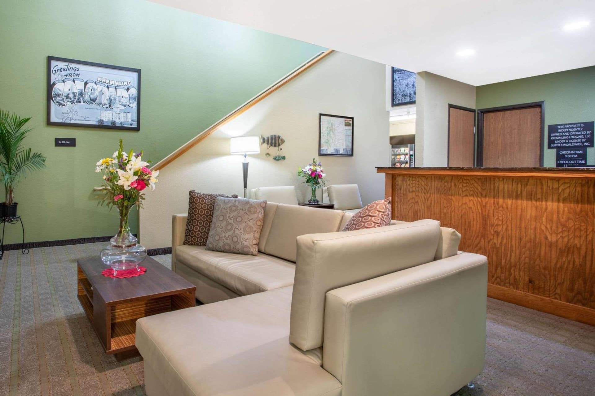 Super 8 by Wyndham Kremmling property views in Kremmling, CO — gallery photo 3