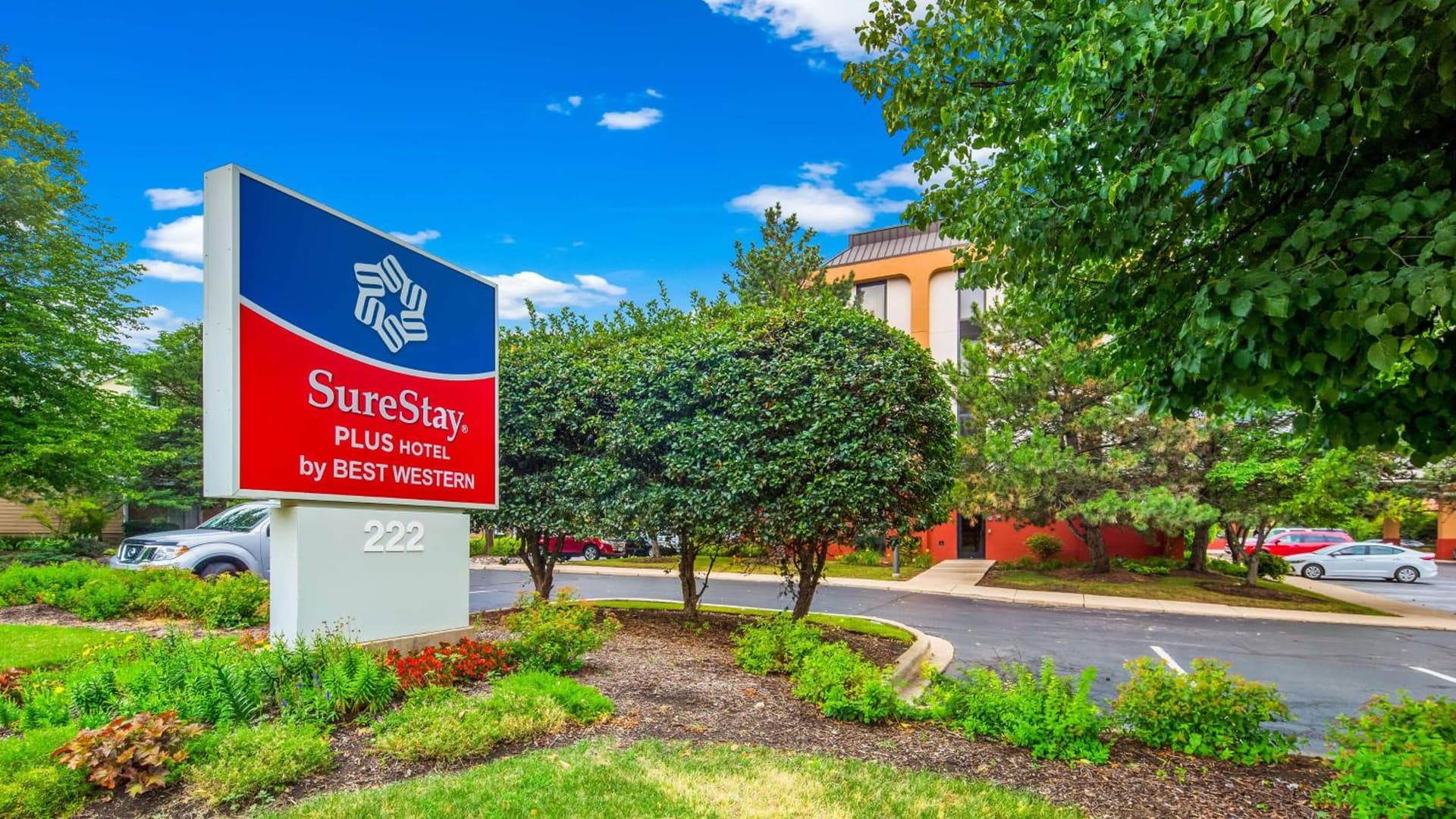 SureStay Plus Hotel by Best Western Chicago Lombard — hotel in Lombard, Illinois