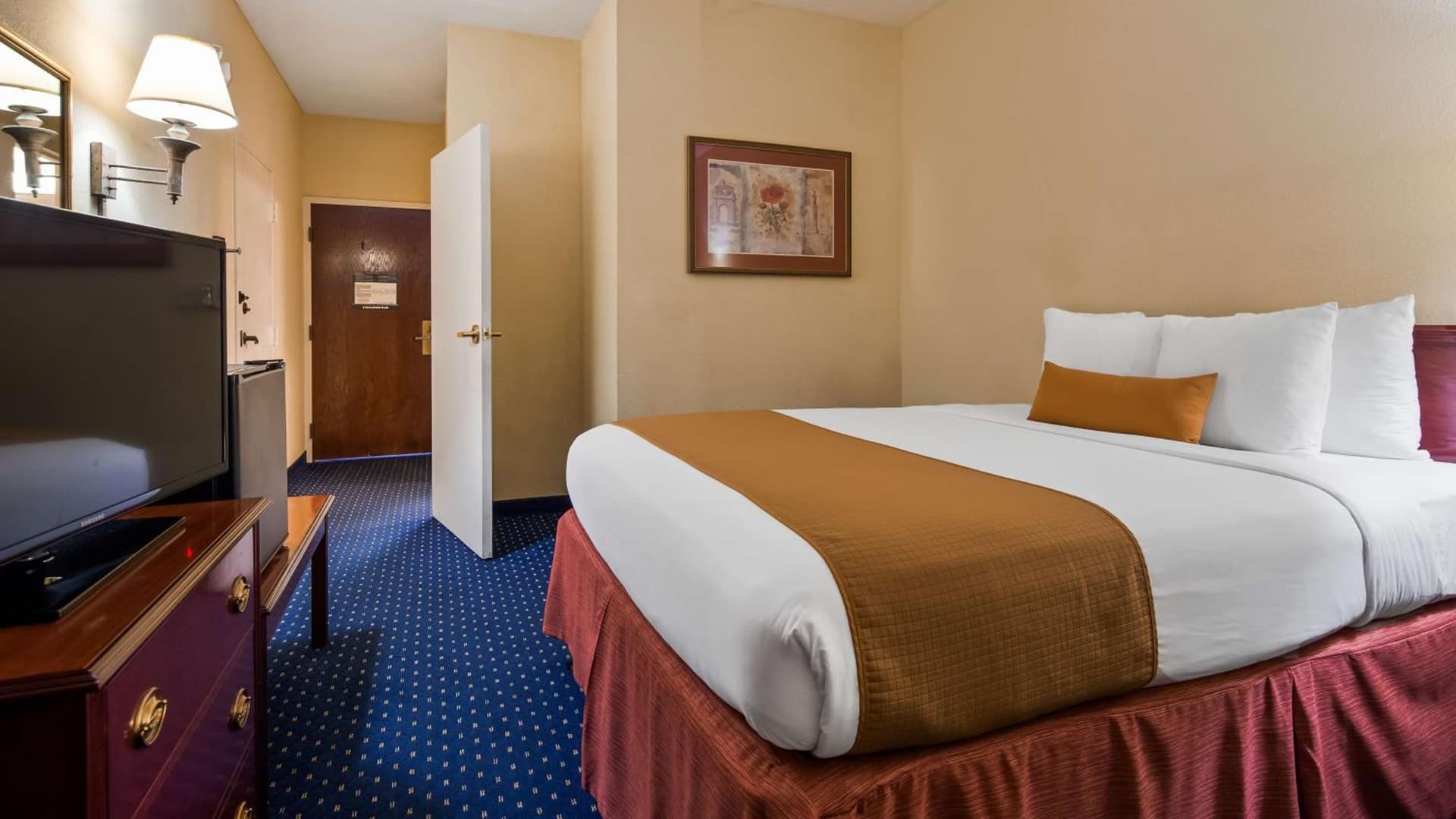 SureStay Plus Hotel by Best Western Chicago Lombard gallery photo in Lombard, IL — image 7