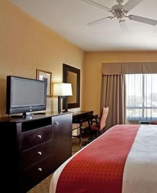 Holiday Inn Houma by IHG interior in Houma, LA — gallery photo 2