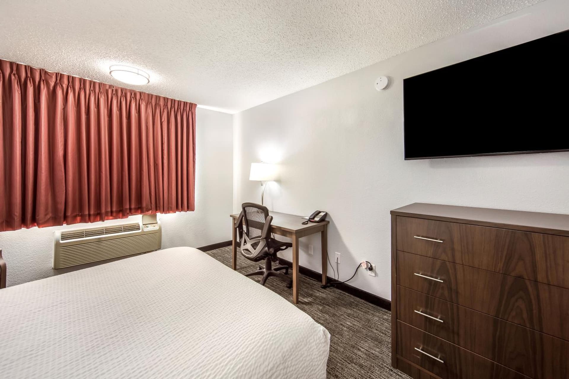 Red Lion Inn & Suites Grants Pass gallery photo in Grants Pass, OR — image 10