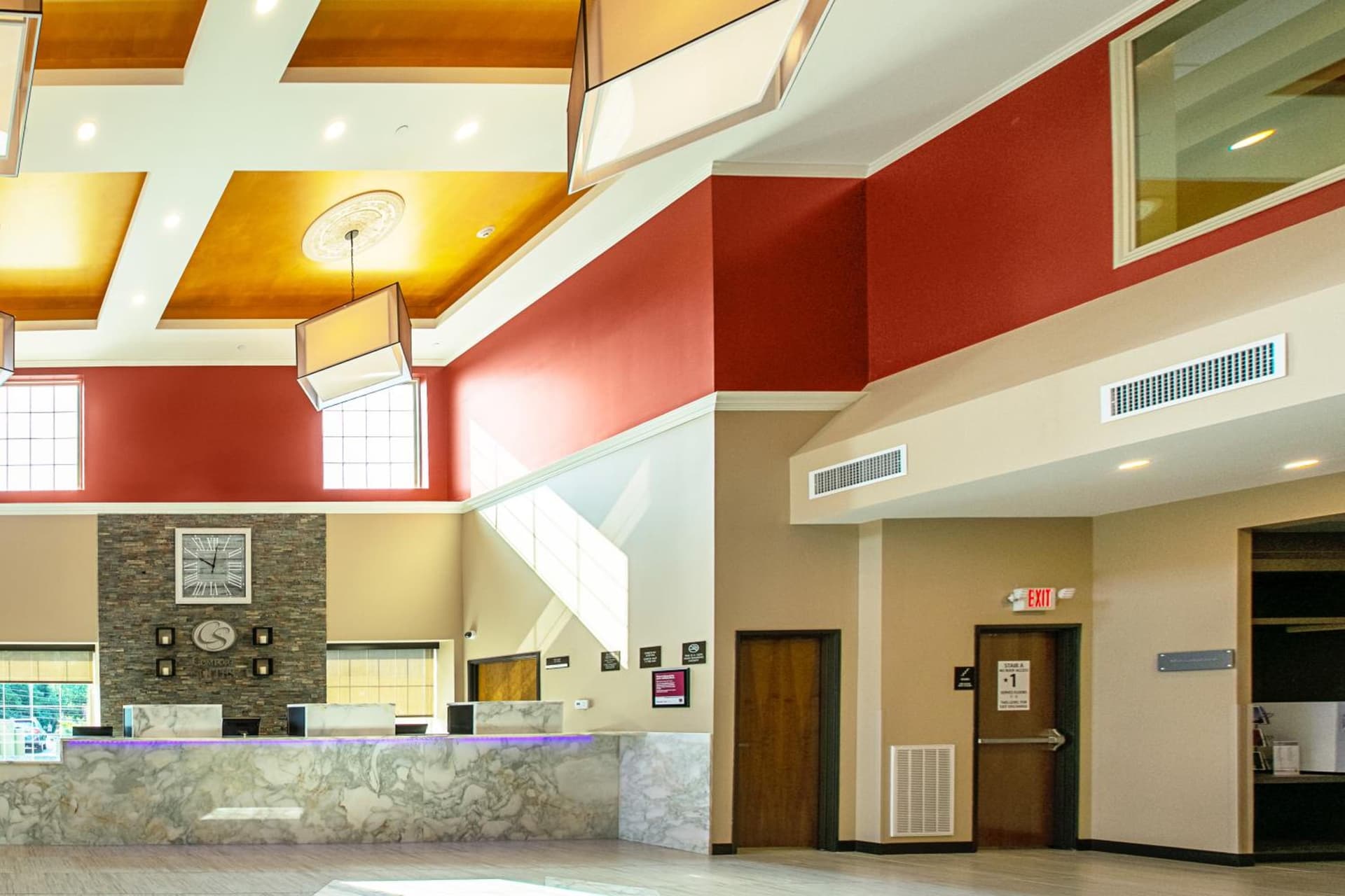 Comfort Suites Fishkill near Interstate 84 gallery photo in Fishkill, NY — image 5