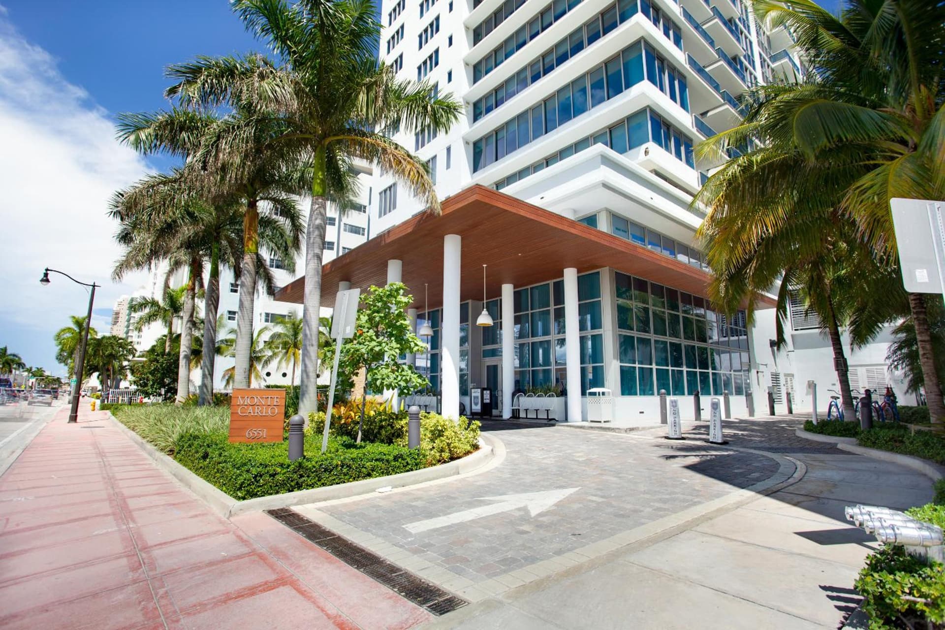 Monte Carlo by Miami Vacations gallery photo in Miami Beach, FL — image 60