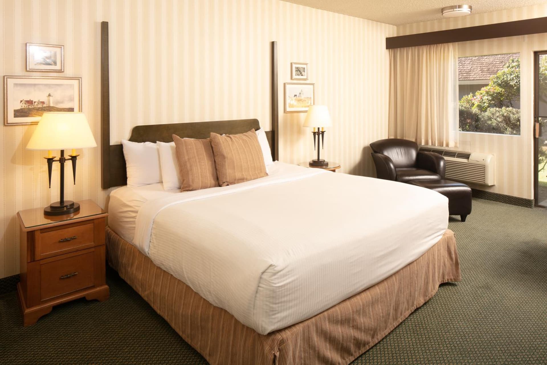 Red Lion Hotel Bellevue gallery photo in Bellevue, WA — image 11