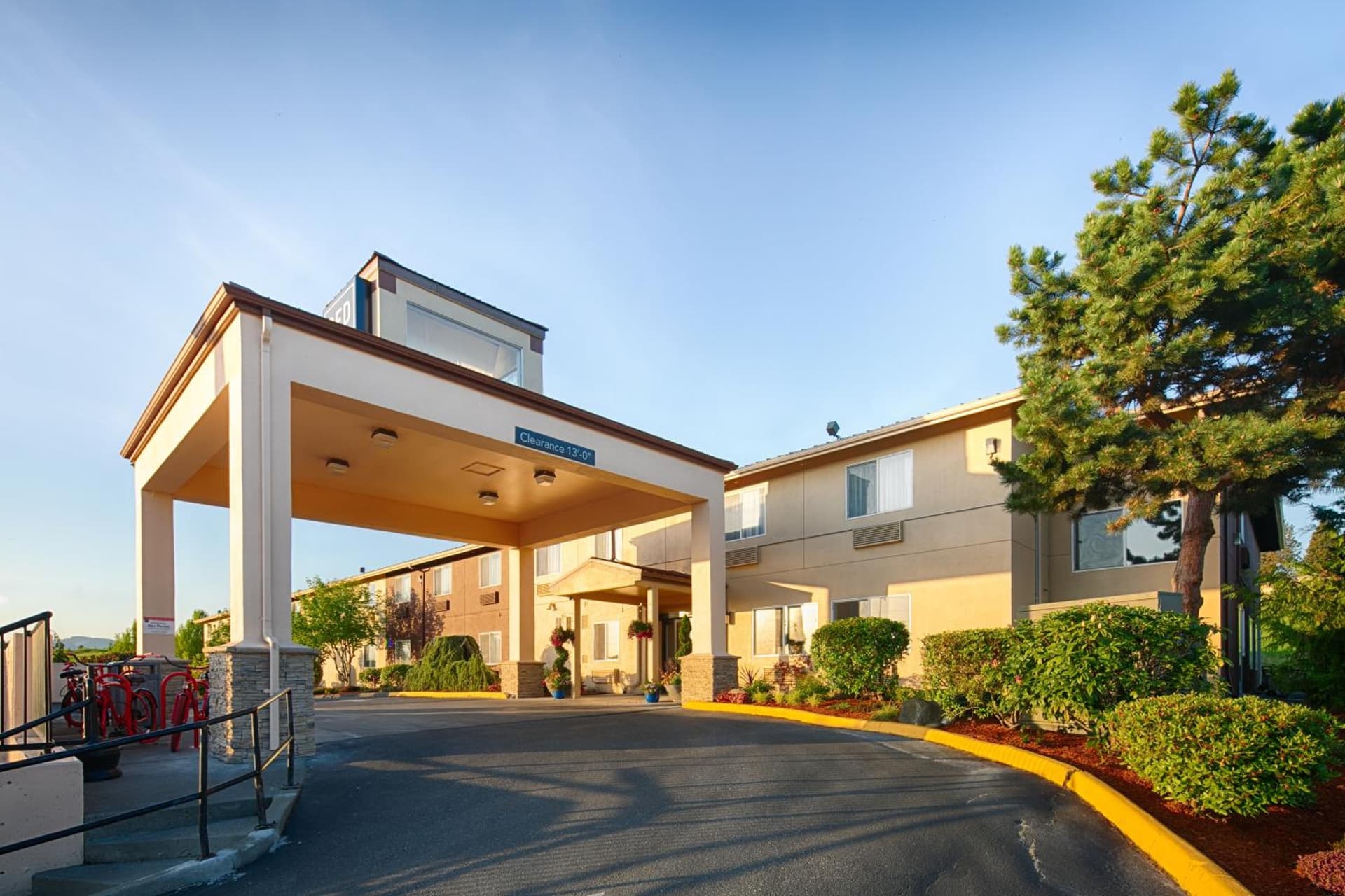 Red Lion Inn & Suites Sequim at Olympic National Park interior in Sequim, WA — gallery photo 2