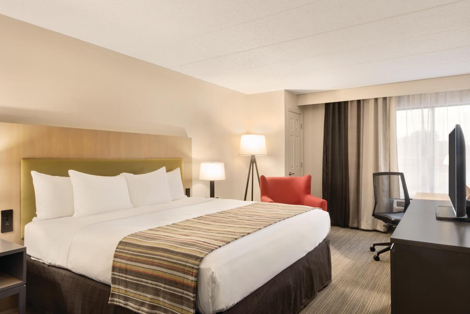 Country Inn & Suites by Radisson, La Crosse, WI gallery photo in La Crosse, WI — image 34
