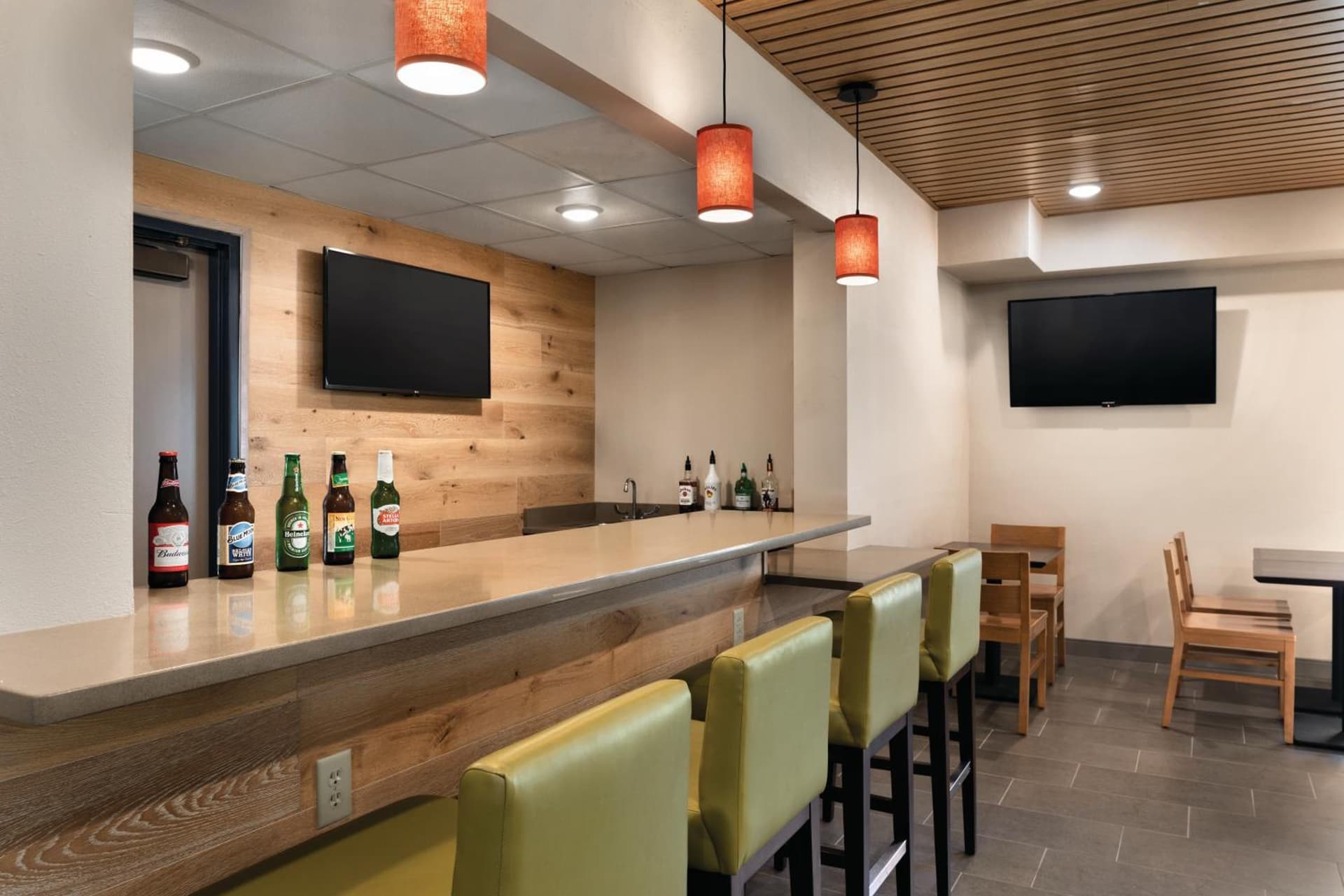 Country Inn & Suites by Radisson, La Crosse, WI gallery photo in La Crosse, WI — image 9