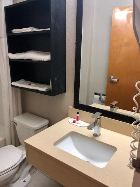 Microtel Inn by Wyndham - Murfreesboro gallery photo in Murfreesboro, TN — image 25