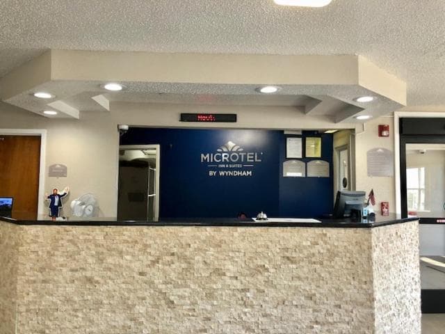 Microtel Inn by Wyndham - Murfreesboro gallery photo in Murfreesboro, TN — image 7