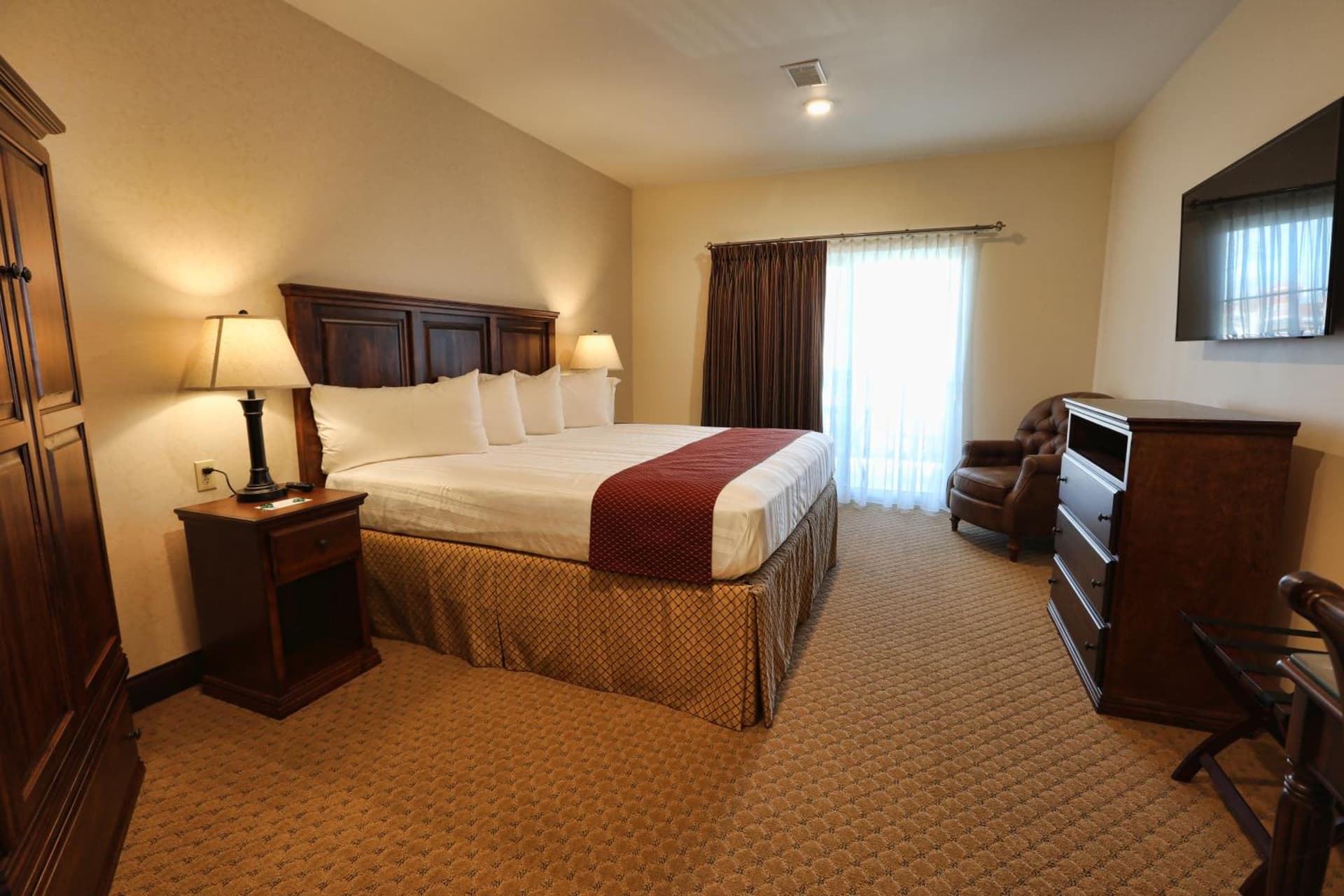 Arrow Hotel property views in Broken Bow, NE — gallery photo 3