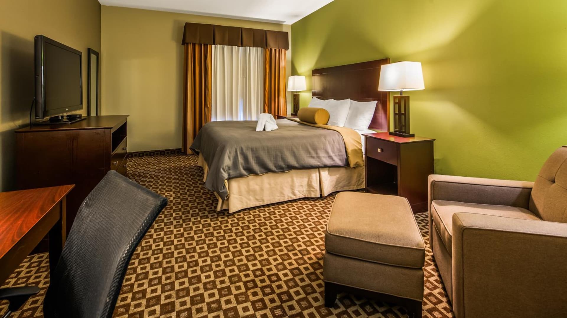 Best Western Plus Chalmette Hotel gallery photo in Chalmette, LA — image 10