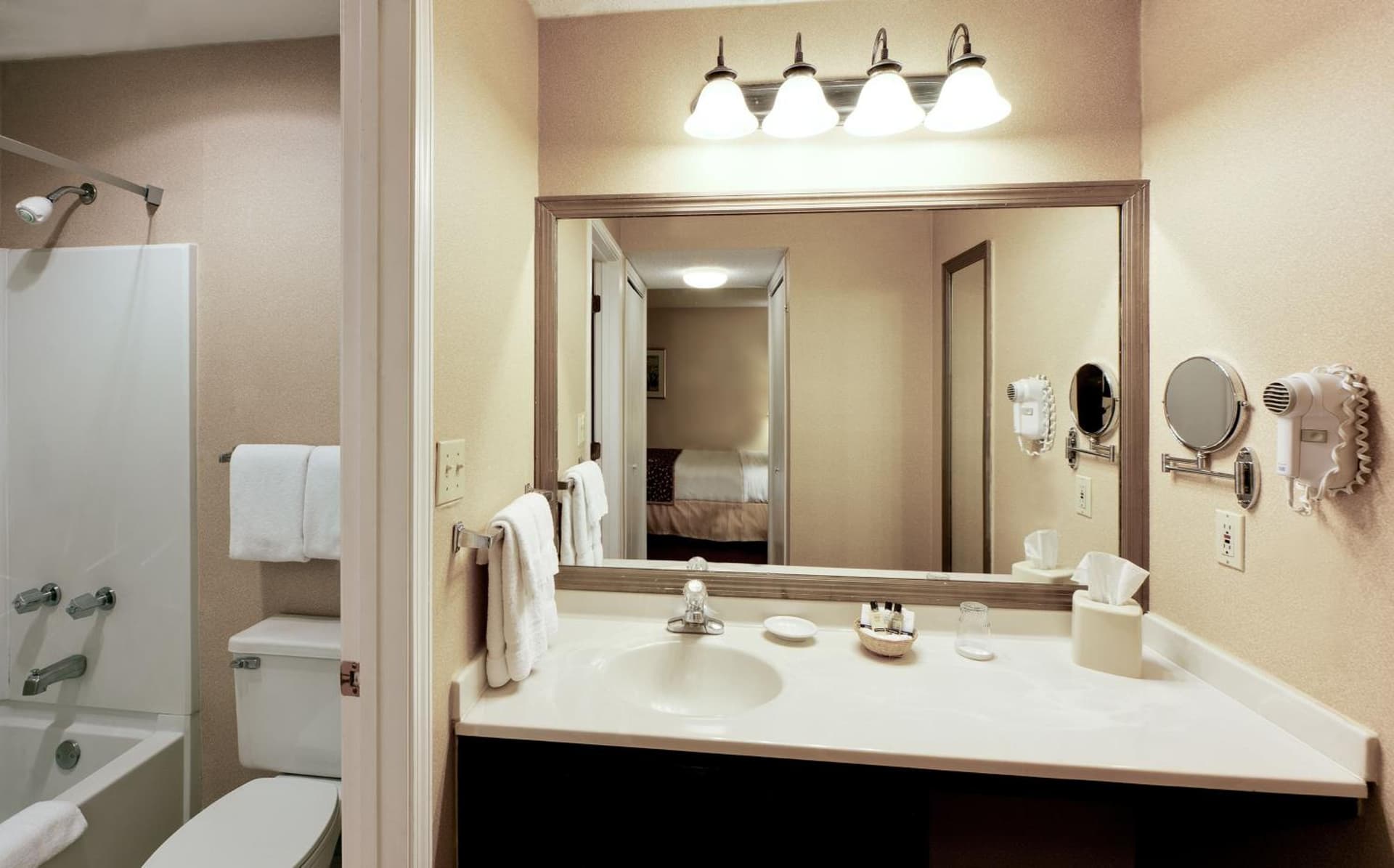 Hawthorn Extended Stay by Wyndham Dayton gallery photo in Dayton, OH — image 6