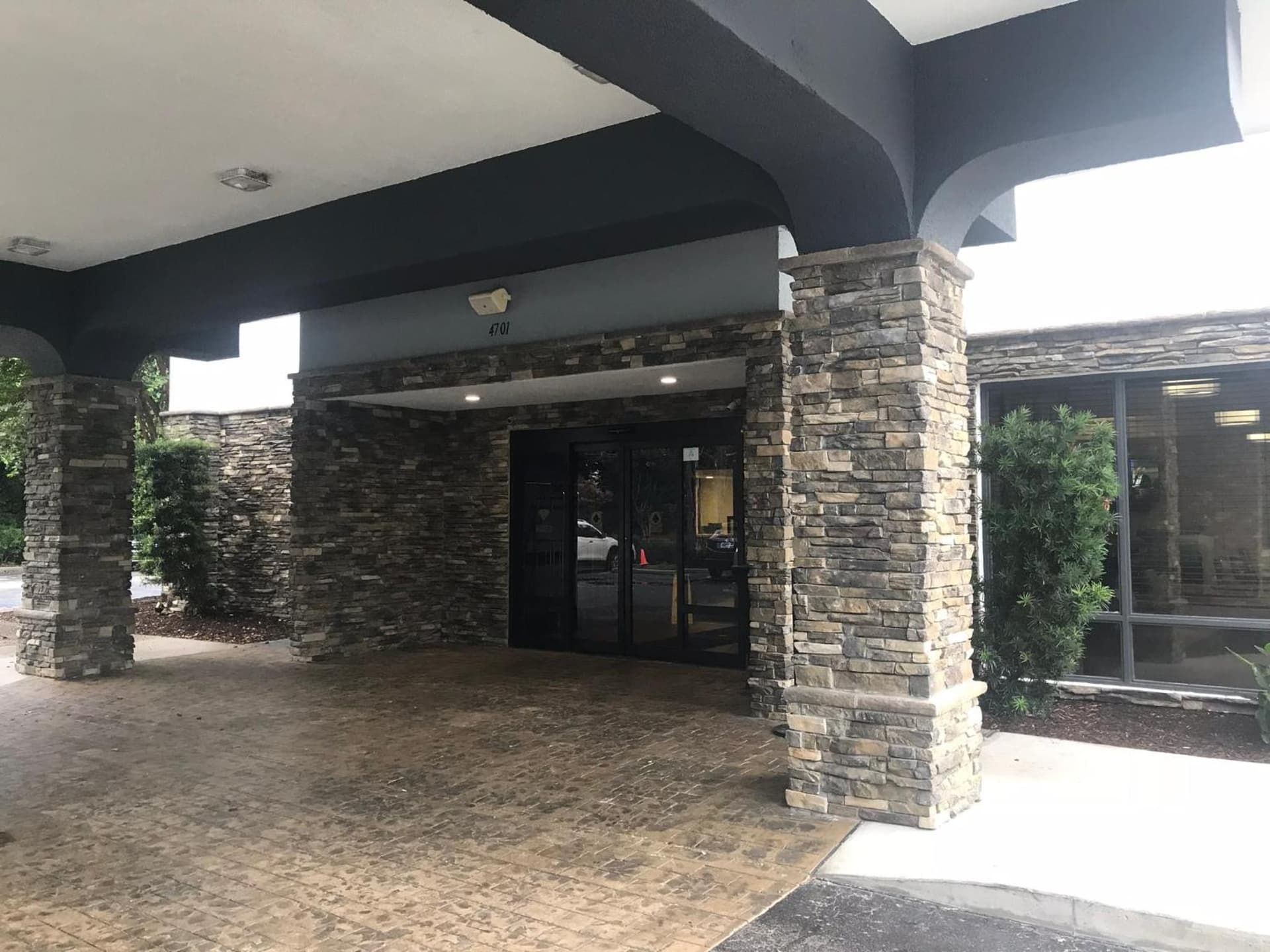 Wingate by Wyndham Charleston Coliseum gallery photo in Charleston, SC — image 16