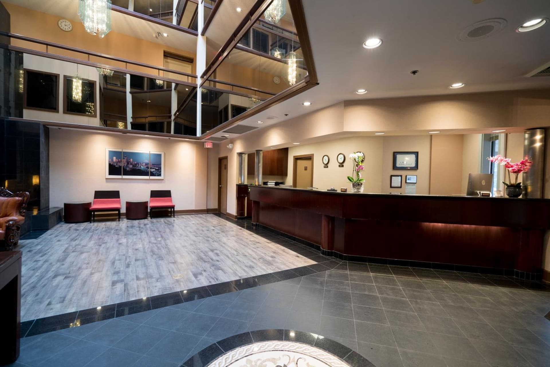 Hotel International gallery photo in Lynnwood, WA — image 14
