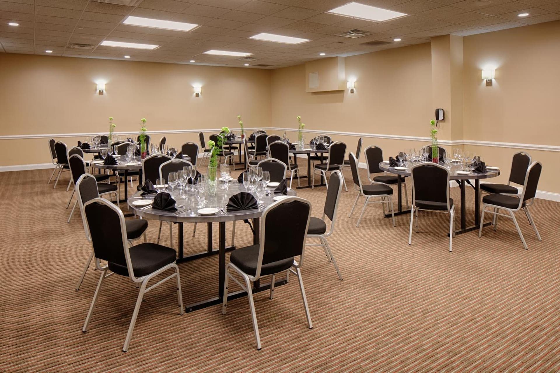 Radisson Hotel Orlando Lake Buena Vista South gallery photo in Kissimmee, FL — image 15