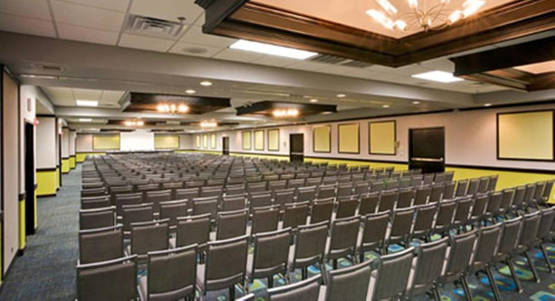 Wyndham Garden OKC Airport - Event Center, Indoor pool, Arcade Near Paycom, Fairgrounds gallery photo in Oklahoma City, OK — image 28