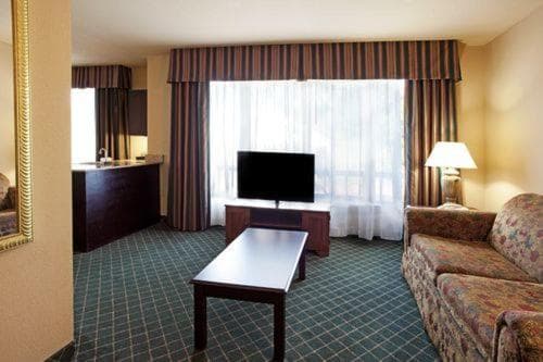 Holiday Inn Express Hotel & Suites West Monroe by IHG gallery photo in West Monroe, LA — image 15