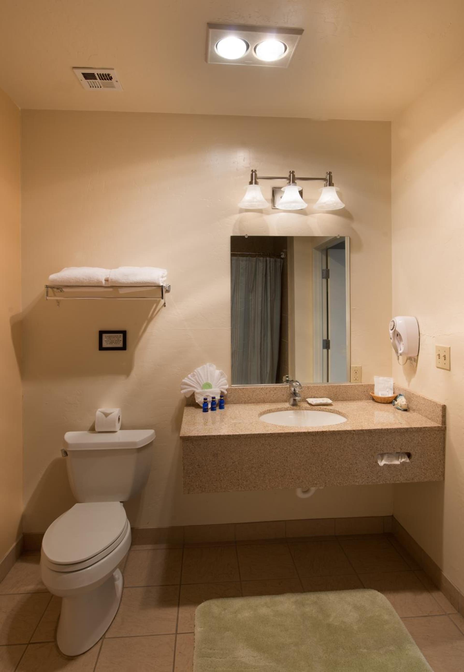 Beach House Inn & Suites gallery photo in Pismo Beach, CA — image 45