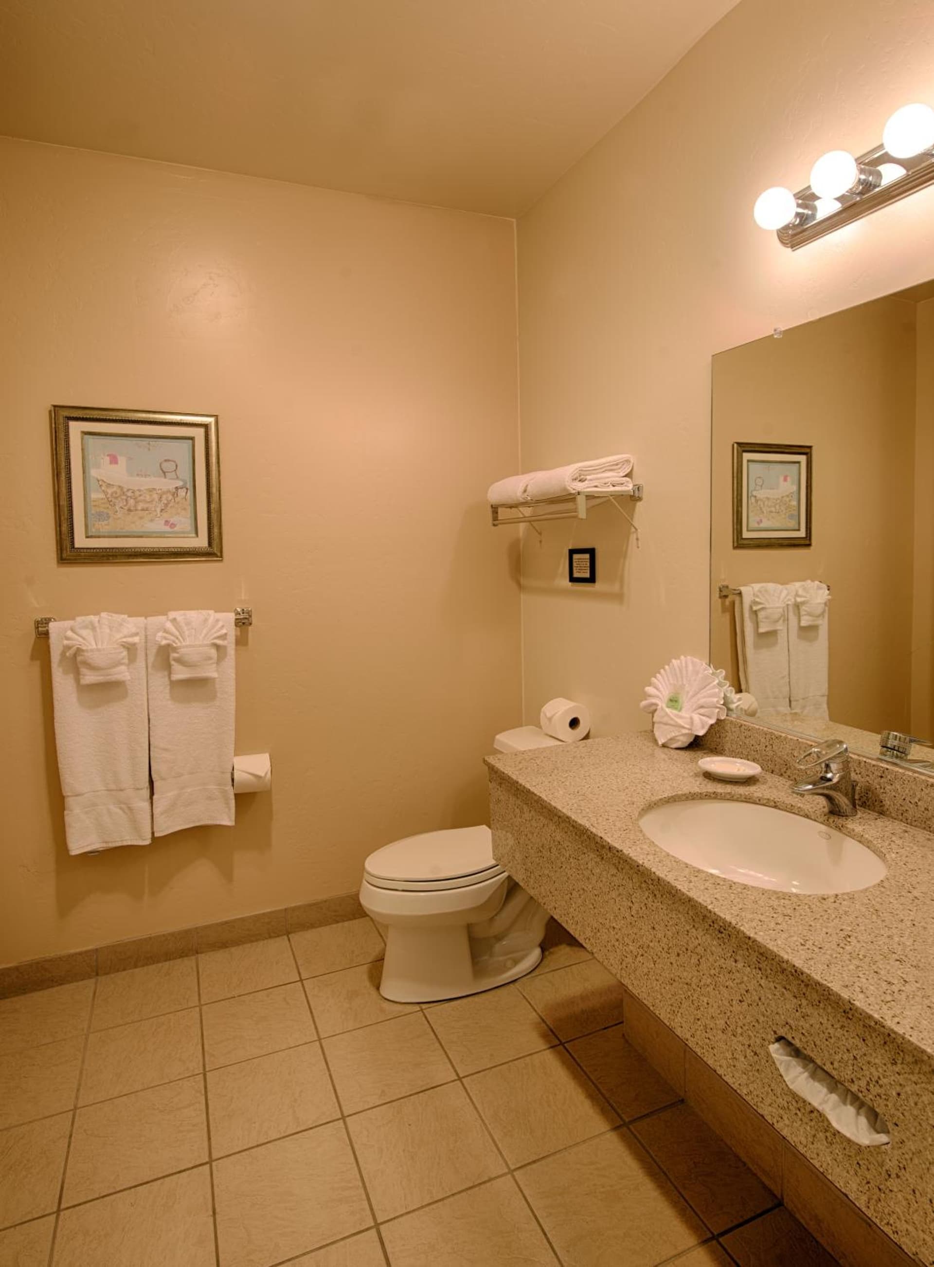 Beach House Inn & Suites gallery photo in Pismo Beach, CA — image 91