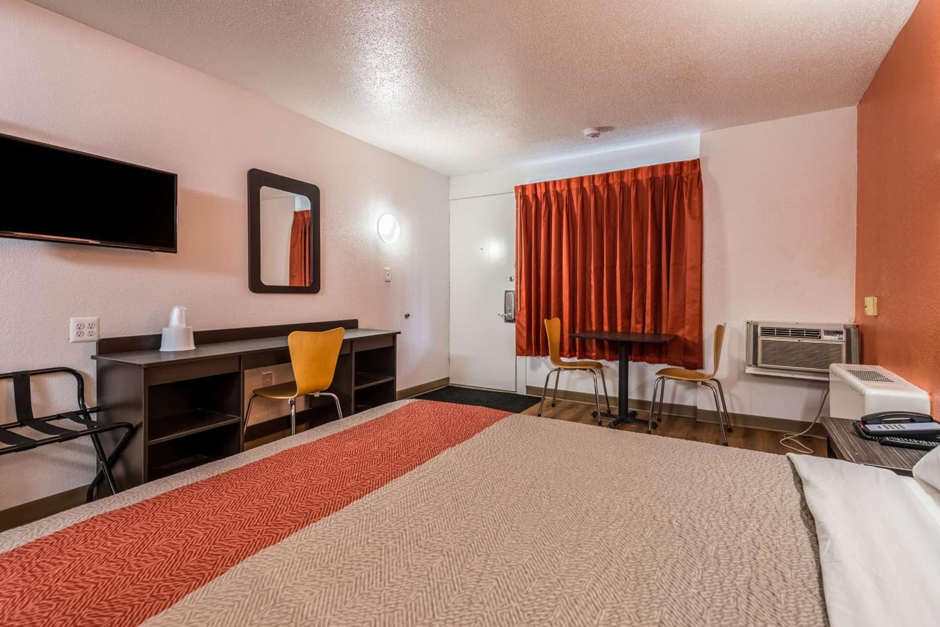 Motel 6-Schenectady, NY property views in Schenectady, NY — gallery photo 3