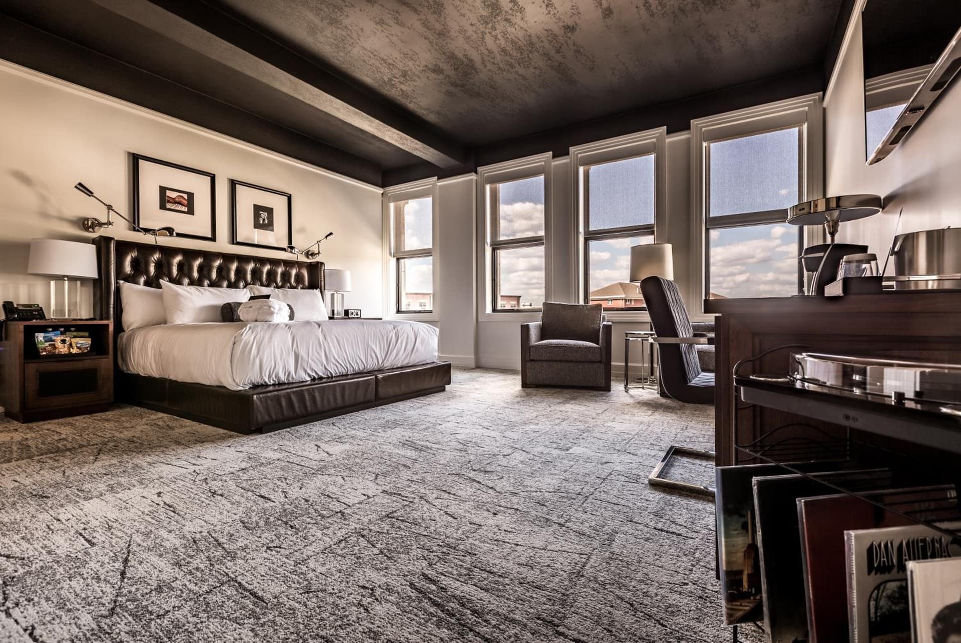 Hotel Goodwin gallery photo in Beloit, WI — image 19