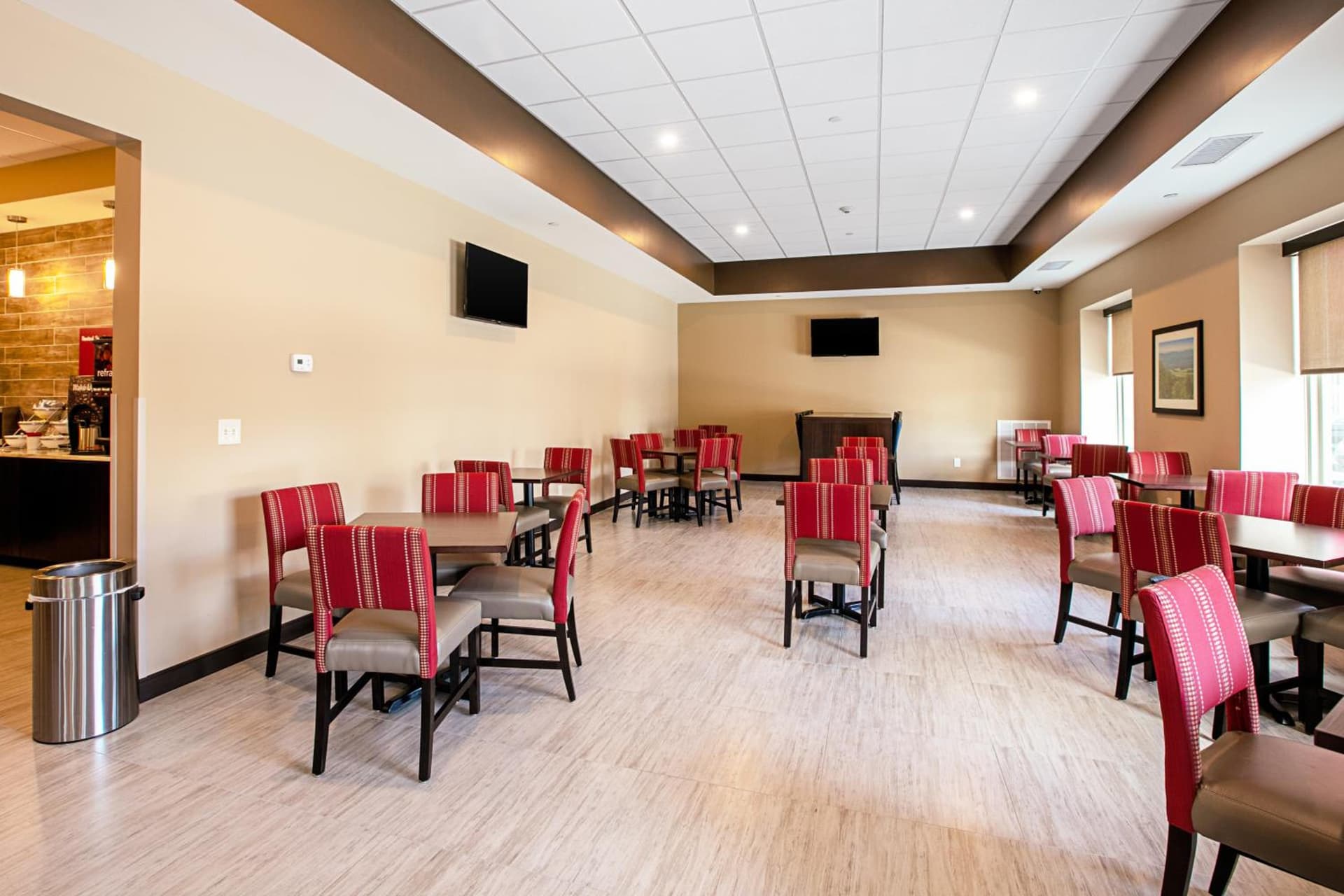 Comfort Suites Fishkill near Interstate 84 property views in Fishkill, NY — gallery photo 3