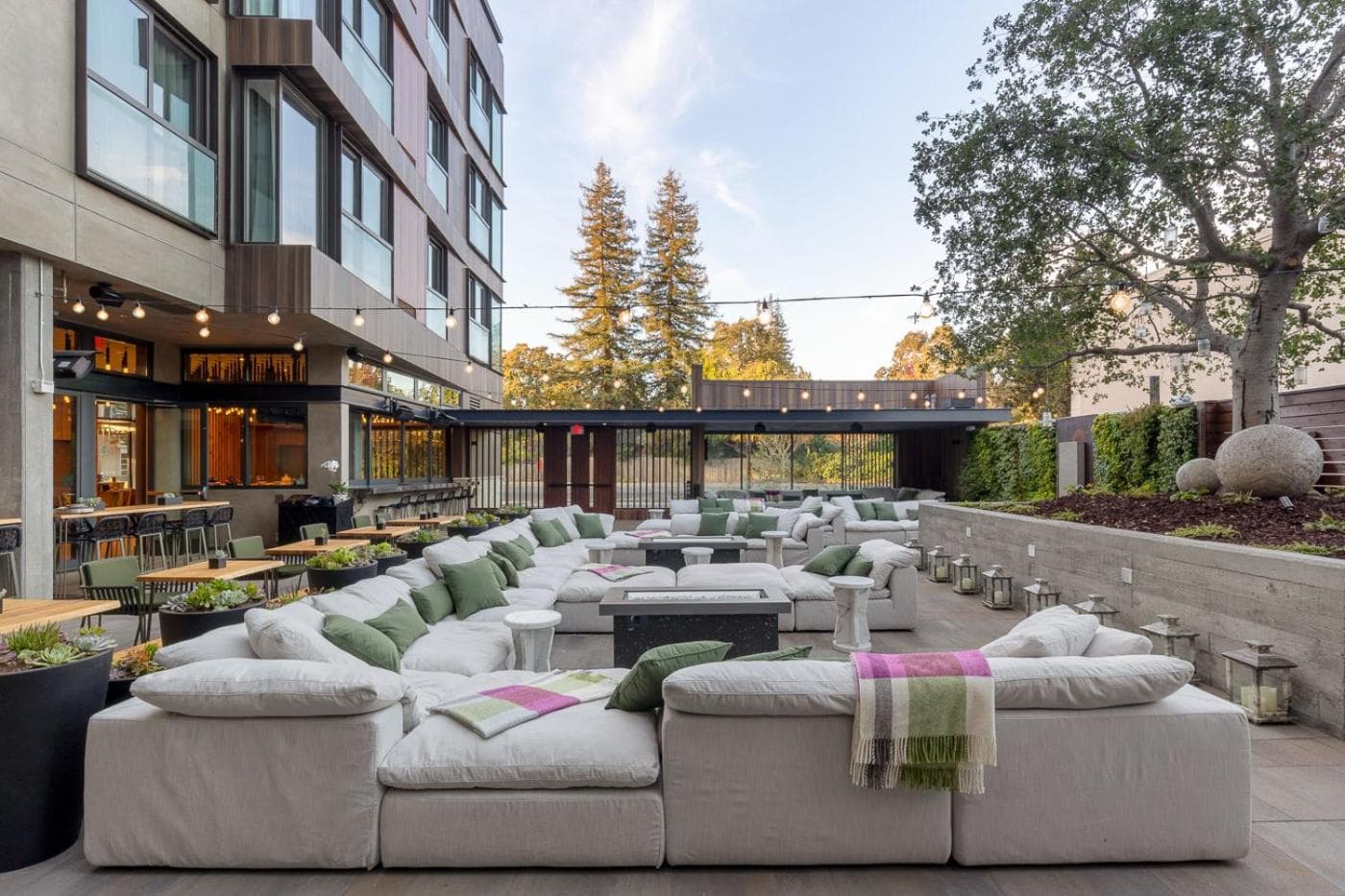 Park James property views in Menlo Park, CA — gallery photo 3