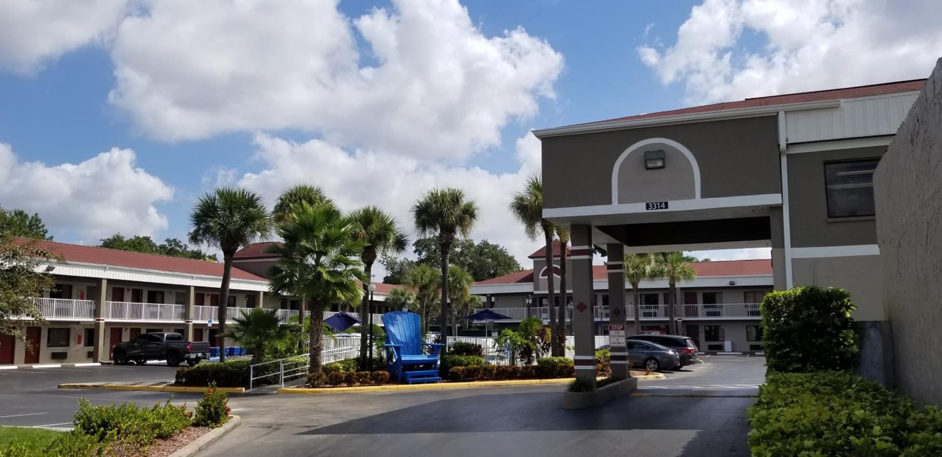Hotel South Tampa & Suites interior in Tampa, FL — gallery photo 2