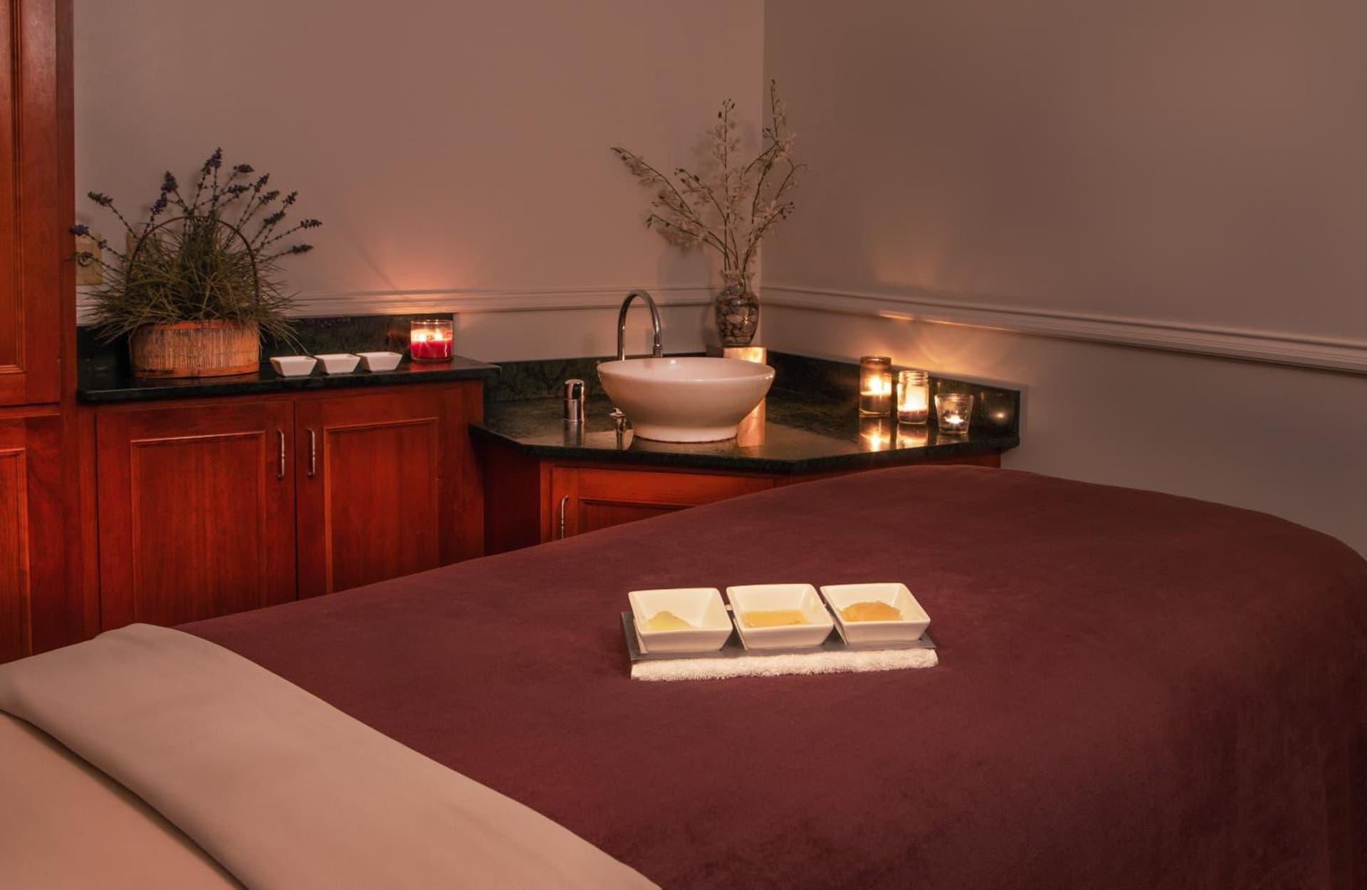 The Equinox Golf Resort & Spa gallery photo in Manchester — image 133