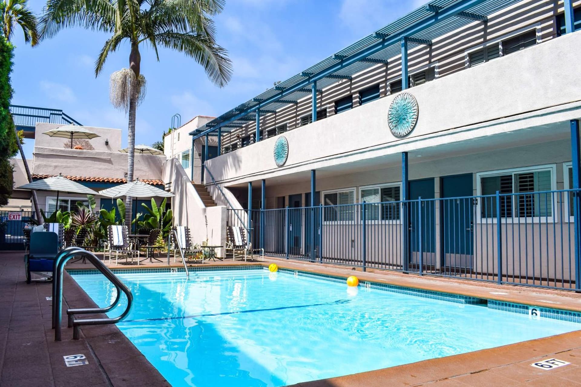 Beachside Inn gallery photo in Santa Barbara, CA — image 91