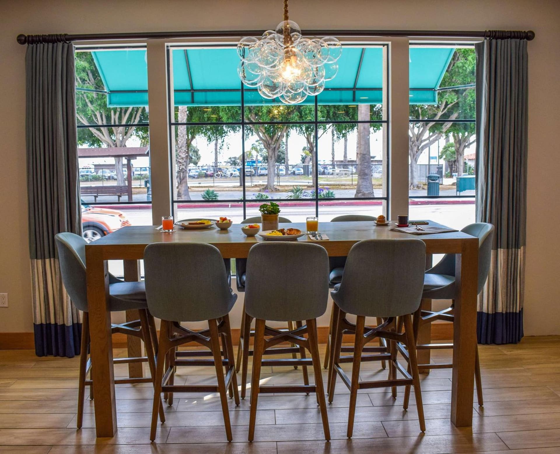 Beachside Inn gallery photo in Santa Barbara, CA — image 207
