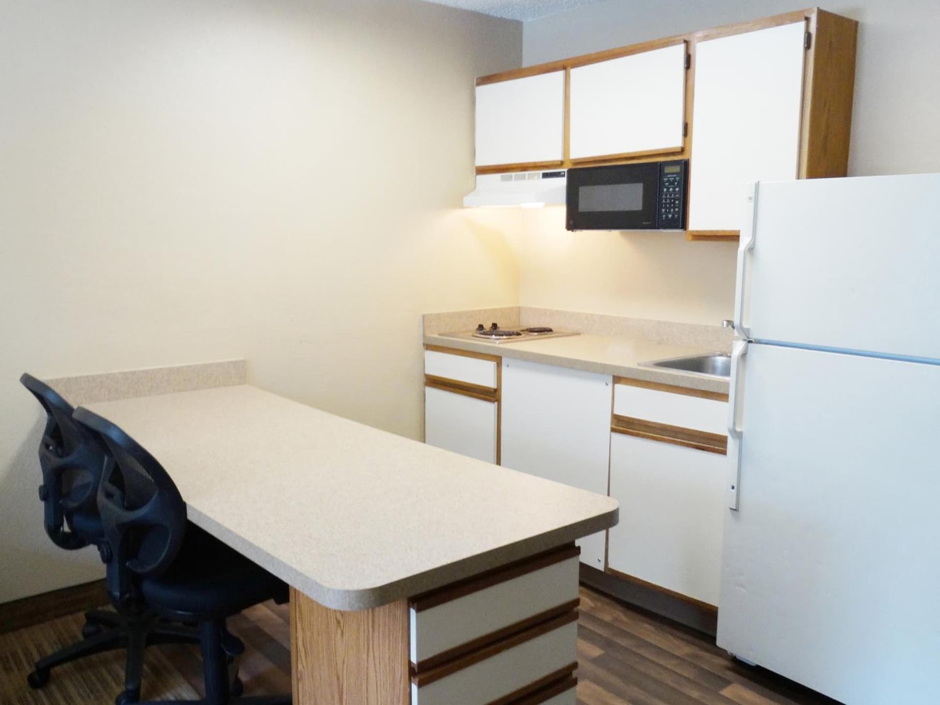 Extended Stay America Suites - Kansas City - Airport - Tiffany Springs gallery photo in Kansas City, KS — image 18