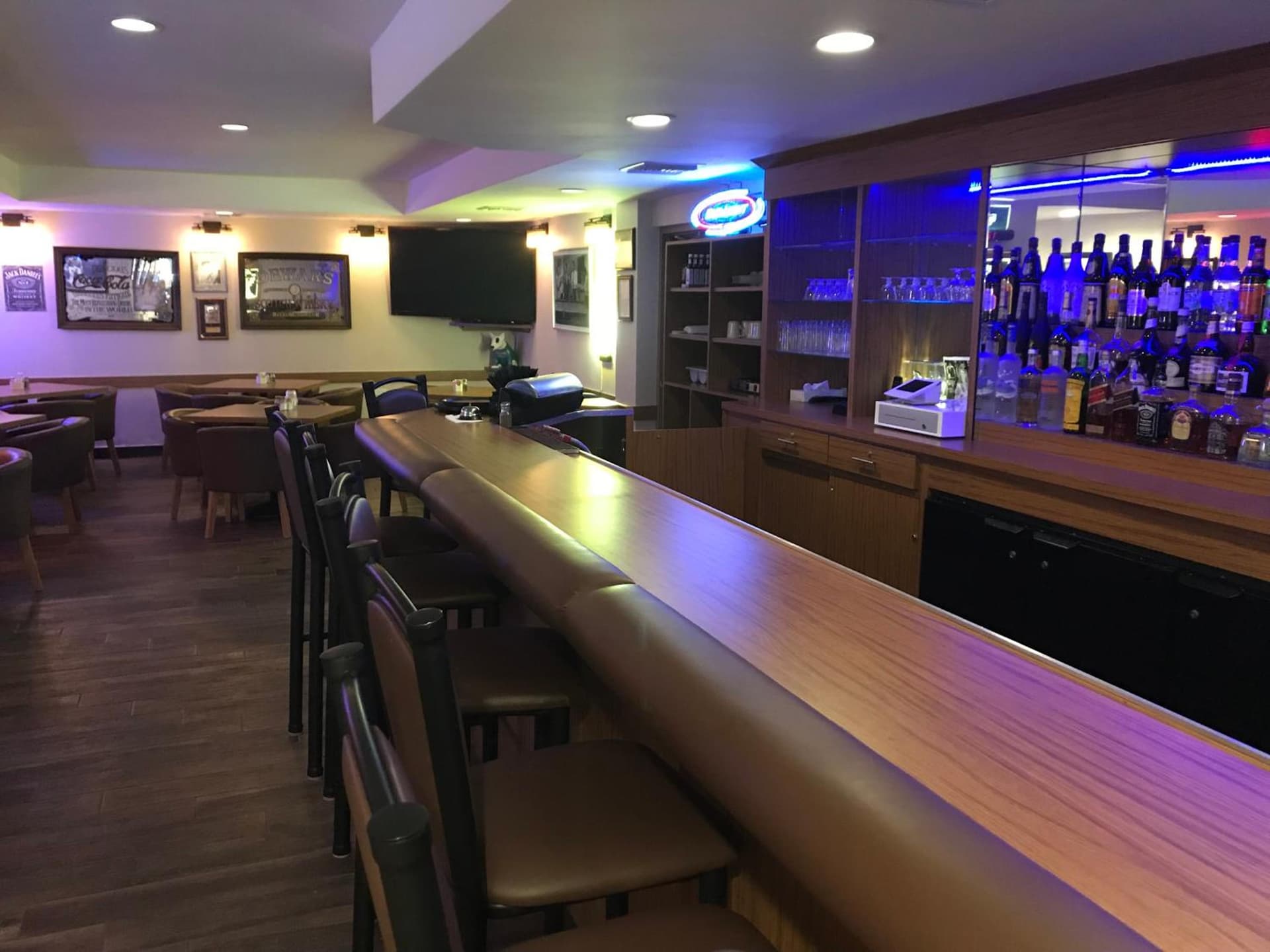 Dunes Inn - Sunset gallery photo in Los Angeles, CA — image 4